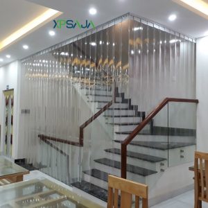 Rèm ngăn lạnh cầu thang phòng khách